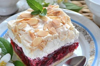 Ciasto Malinowy Obłok/kg/